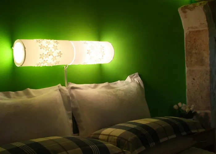 Mini Cascata לינה וארוחת בוקר נוצ'י